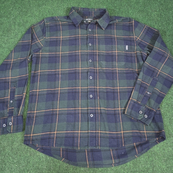 Eddie Bauer | 'Eddie's Favorite Flannel' 2-Ply Cotton Plaid Button Down Flannel - Picture 10 of 16